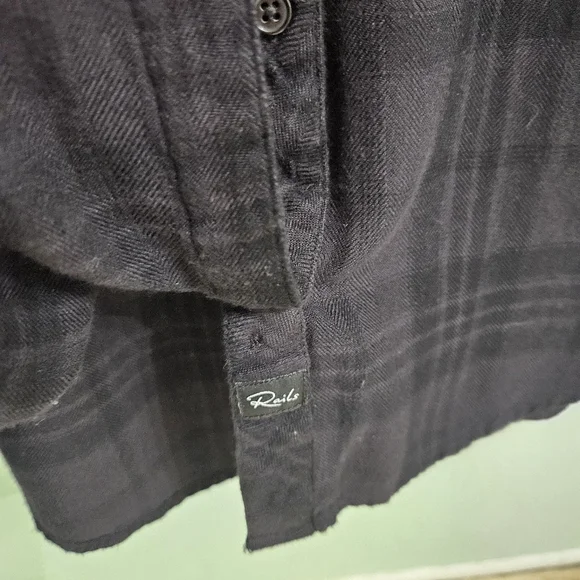 Rails Hunter Plaid Relaxed Fit Shirt Button-down Gray & Black Onyx/Jet Sz Small - Picture 4 of 12